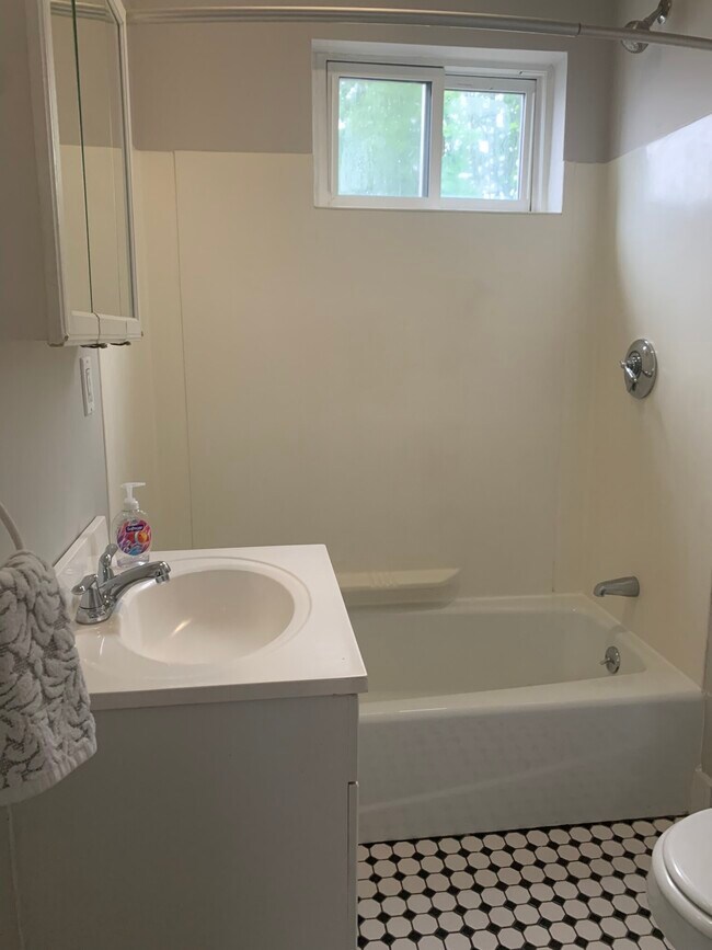 Foto del edificio - 176 Chestnut St