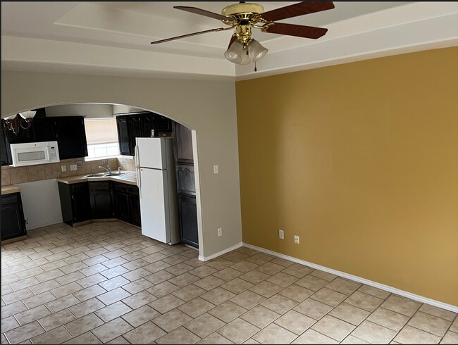 Building Photo - 1804 Agua Fina