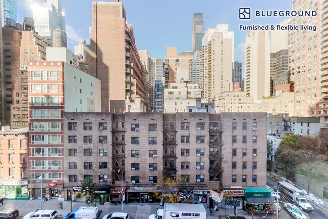 Foto del edificio - 300 E 46th St