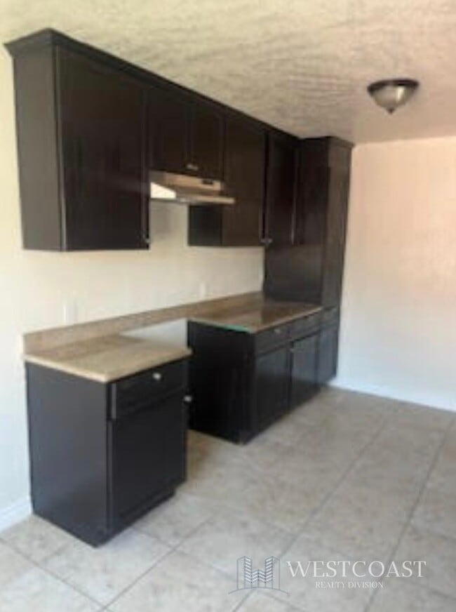 Foto del edificio - 1041 W Reeve St