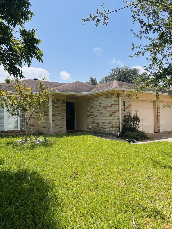 Building Photo - 31 Back Bay Cir