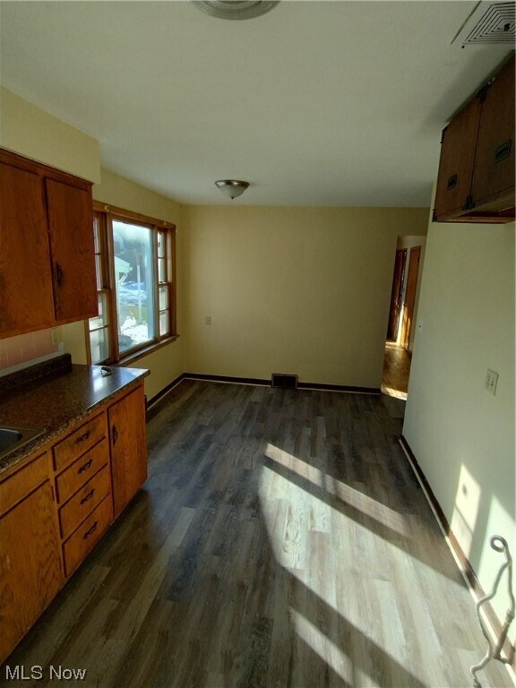 722 Miller St, Youngstown, OH 44502 House Rental in Youngstown, OH