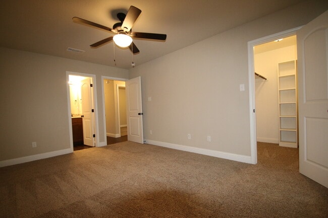Building Photo - 8032-8034 Arbor