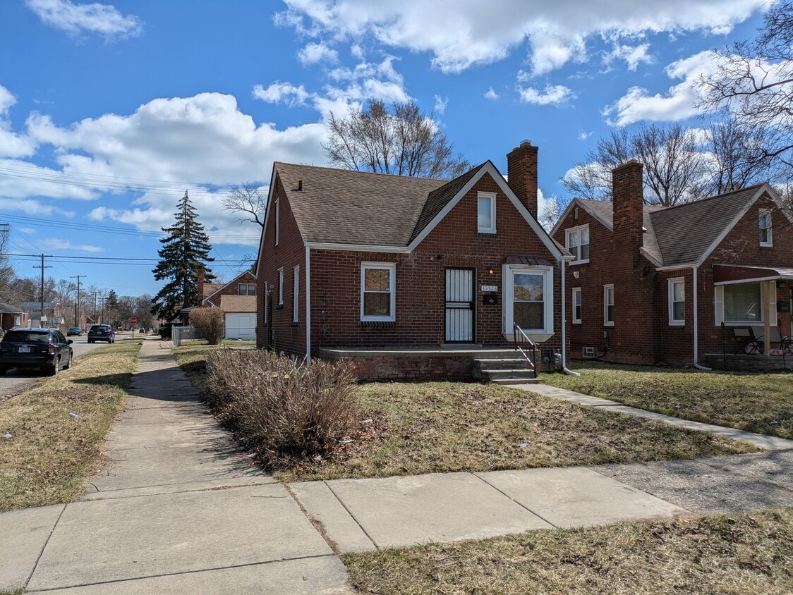Foto principal - 11526 Beaconsfield St