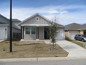Building Photo - 301 La Escalera Dr