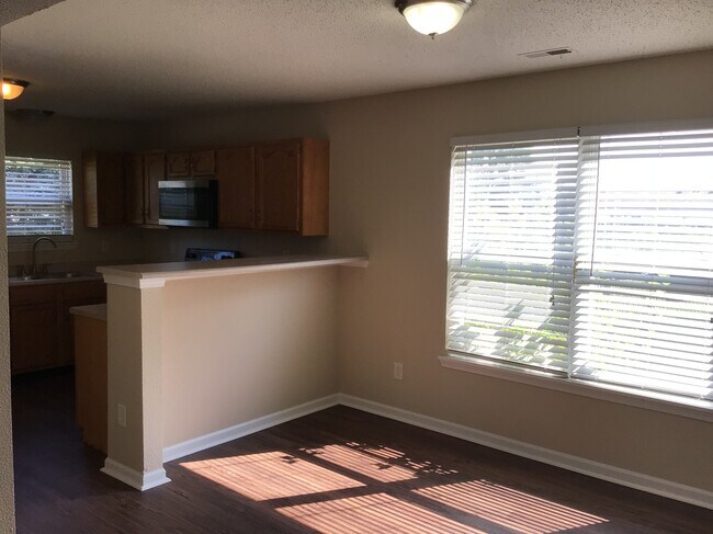 Building Photo - 4708 Whitview Lane