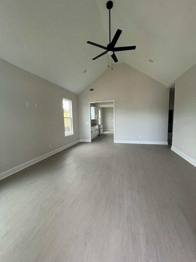 Foto del edificio - 102 Bennett St