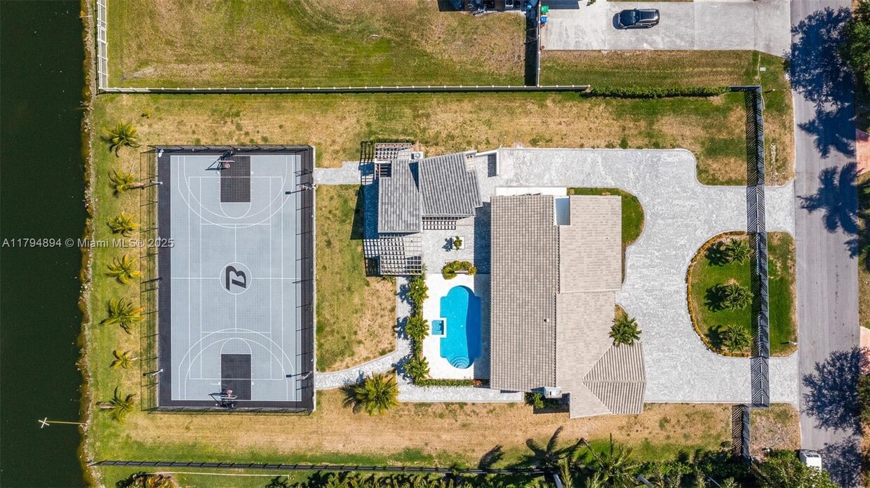 Foto principal - 3401 SW 141st Ave