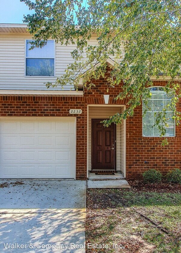Primary Photo - 2232 Hadleigh Hills Ct