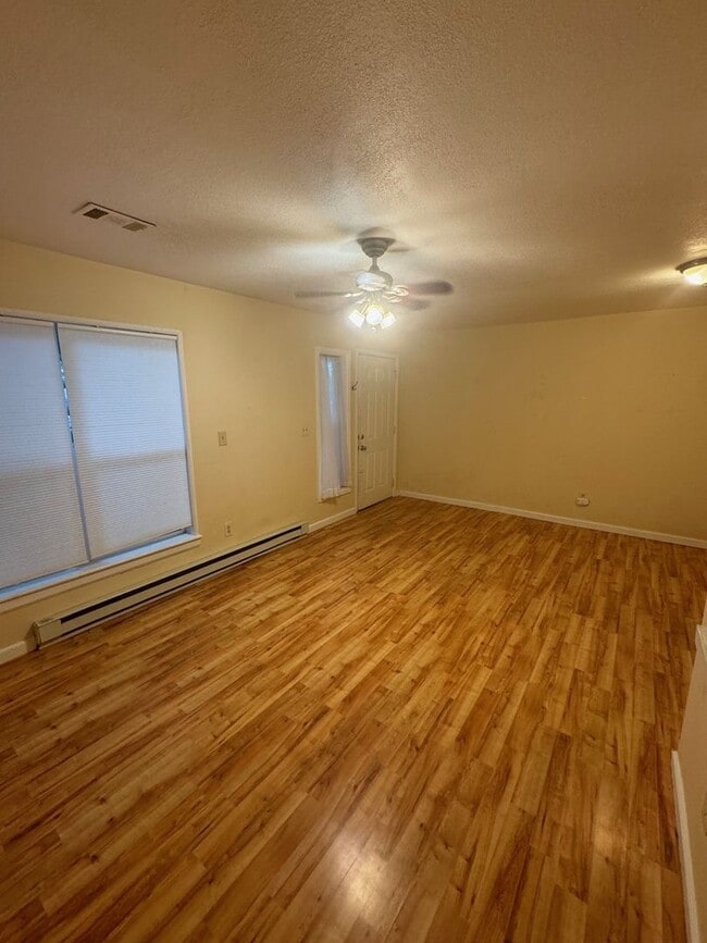 Photo - 3000 Broadway St Apartment