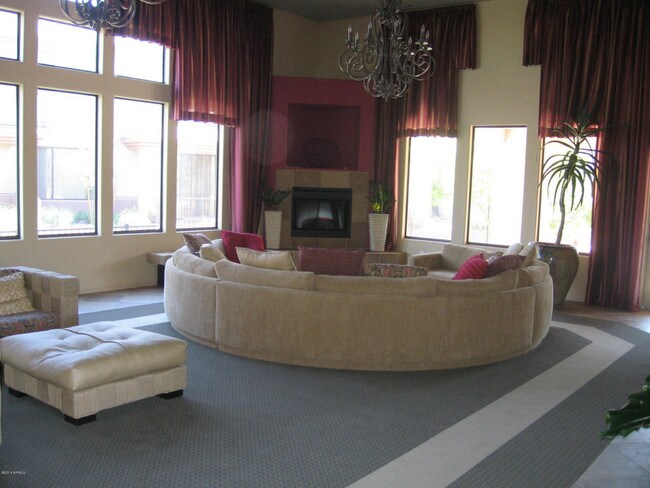 Living Room Queen Creek 705 w queen creek rd chandler, az 85248 rentals - chandler, az Living Room Queen Creek 705 w queen creek rd chandler, az 85248 rentals - chandler, az