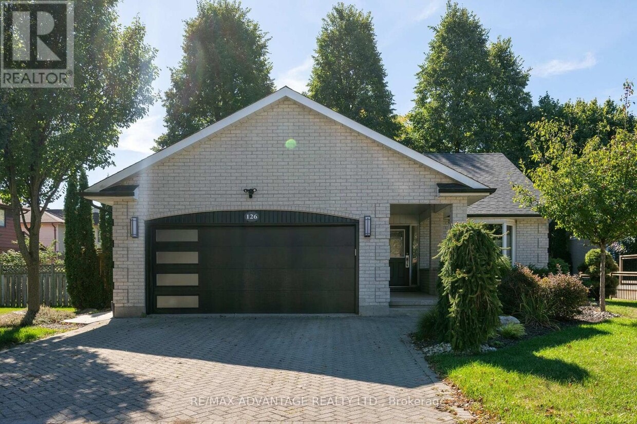 Photo principale - 126 Mountainview Crescent