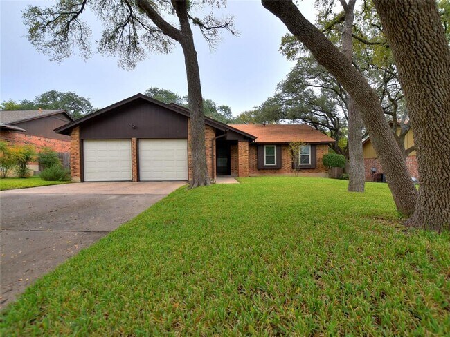 Building Photo - 1110 Gemini Dr
