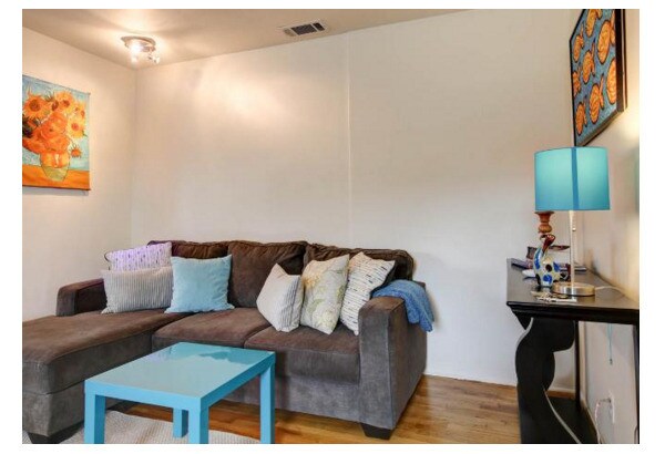 Building Photo - 6911 W 85th St