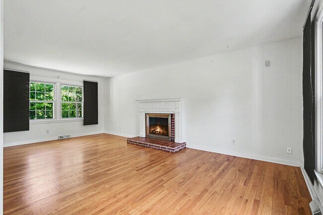 Foto del edificio - 6951 Copperglow Ct