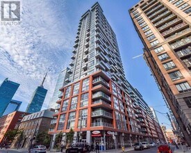 Building Photo - 126 Simcoe St