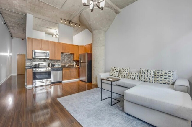Foto del edificio - 320 E 21st St