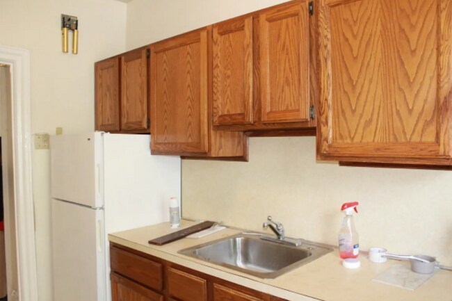 Foto del edificio - 580 E 93rd St