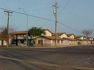 Primary Photo - Evergreen Apartments