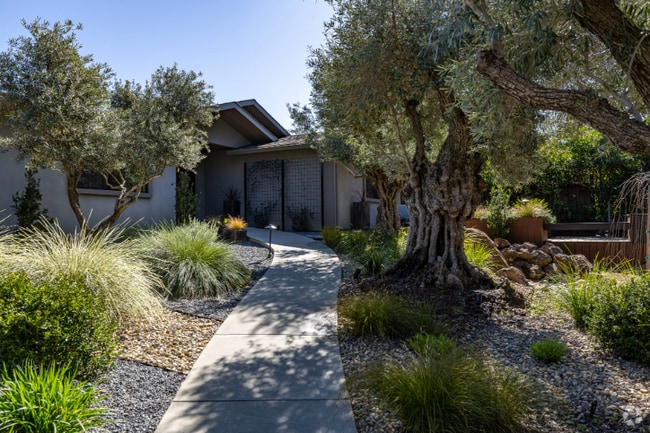Building Photo - 3624 Alta Vista Ave