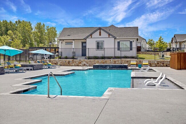 Foto del edificio - 5553 Lockhart Ln