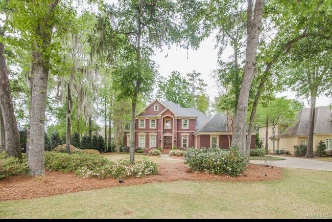 Foto del edificio - 8611 Wynford Pl