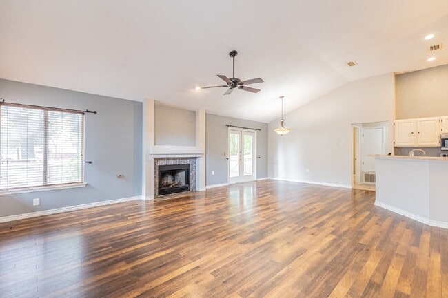 Building Photo - 9327 Marble Hill Dr