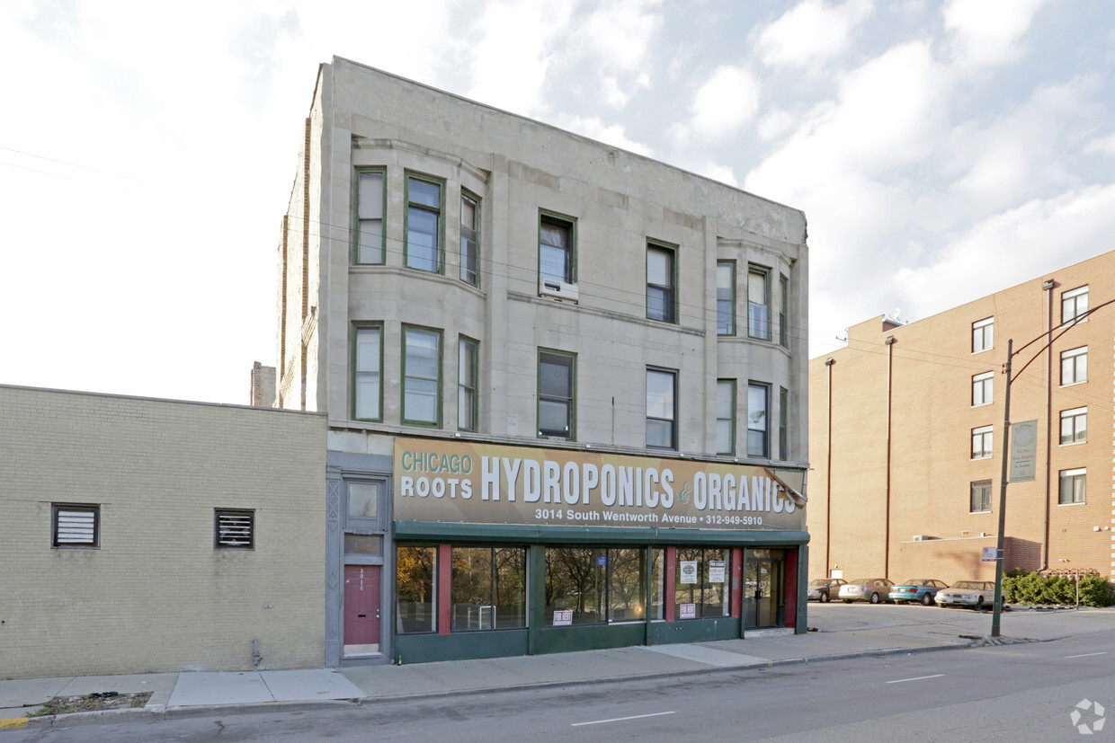 Building Photo - 3014-3016 S Wentworth Ave