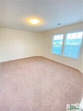 Building Photo - 24 Willow Lakes Dr