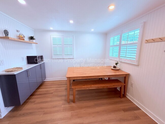 Foto del edificio - 7006 N Duncan Ave