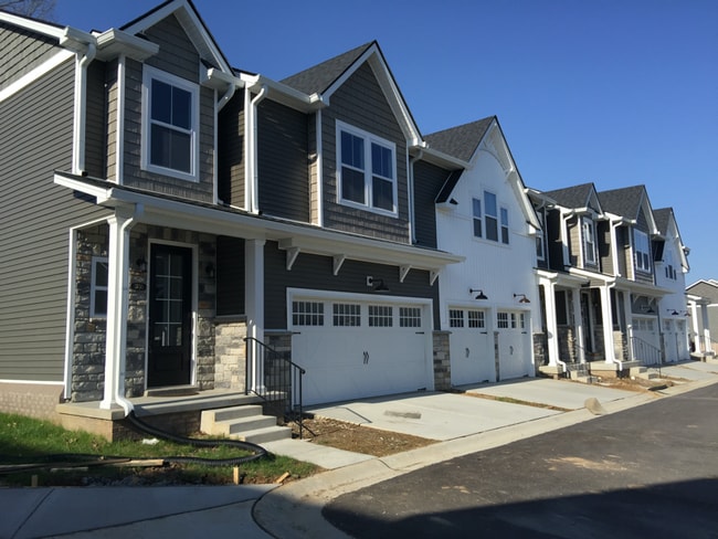 Building Photo - 3750 Kings Glen Park