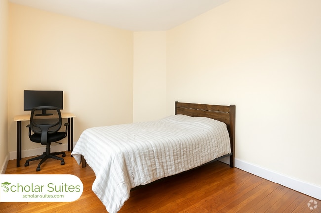 Building Photo - 1247 Beacon St