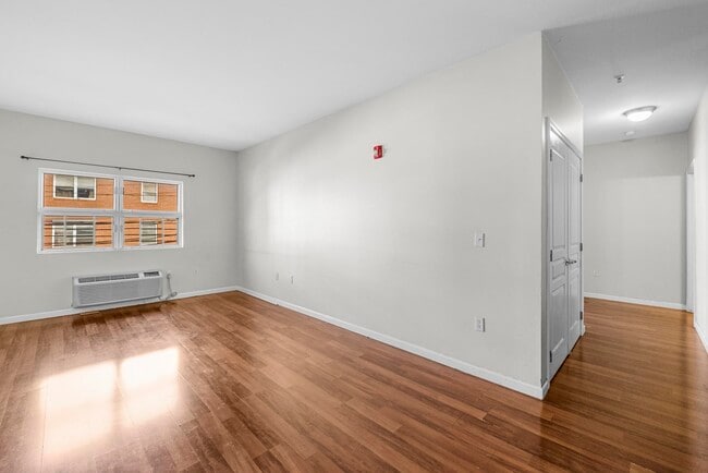 Foto del edificio - 845 Newark Ave