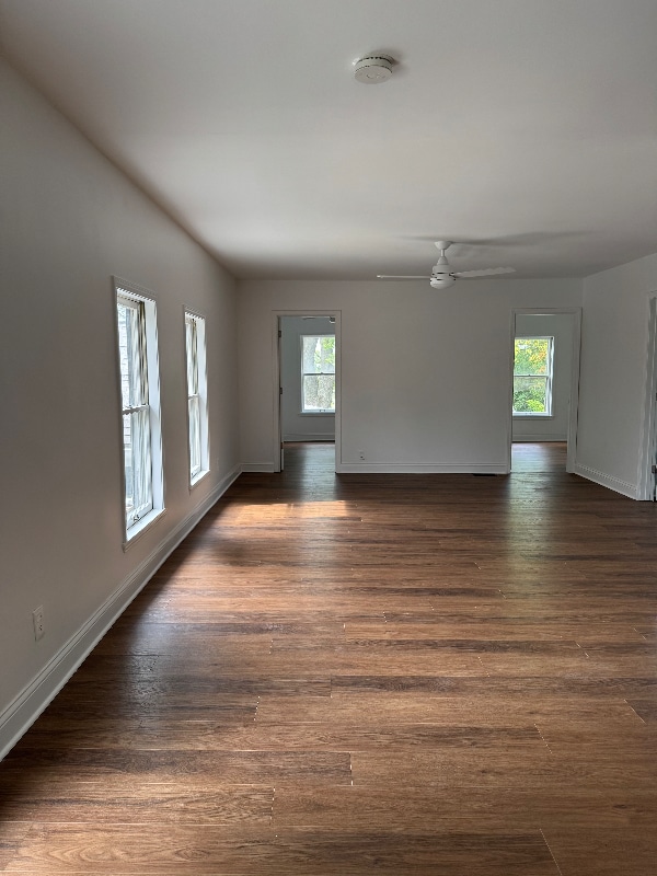 Building Photo - 10907 Woodstock St