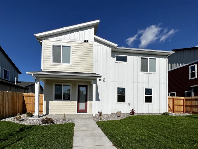 Building Photo - 3064 Mistral Way