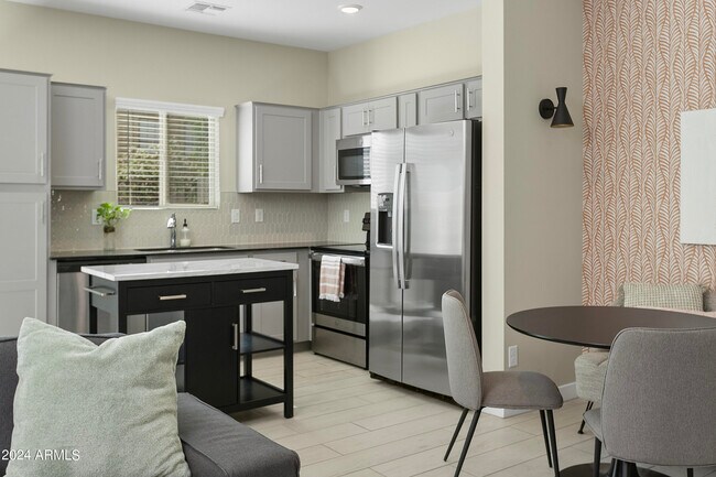 Foto del edificio - 8461 N 22nd Dr