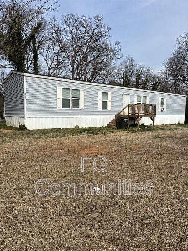 Foto del edificio - 1010 Old Church Rd