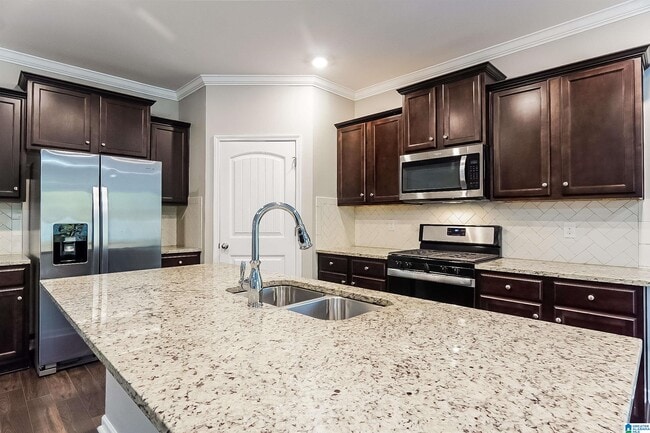 Foto del edificio - 4147 Park Crossings Dr