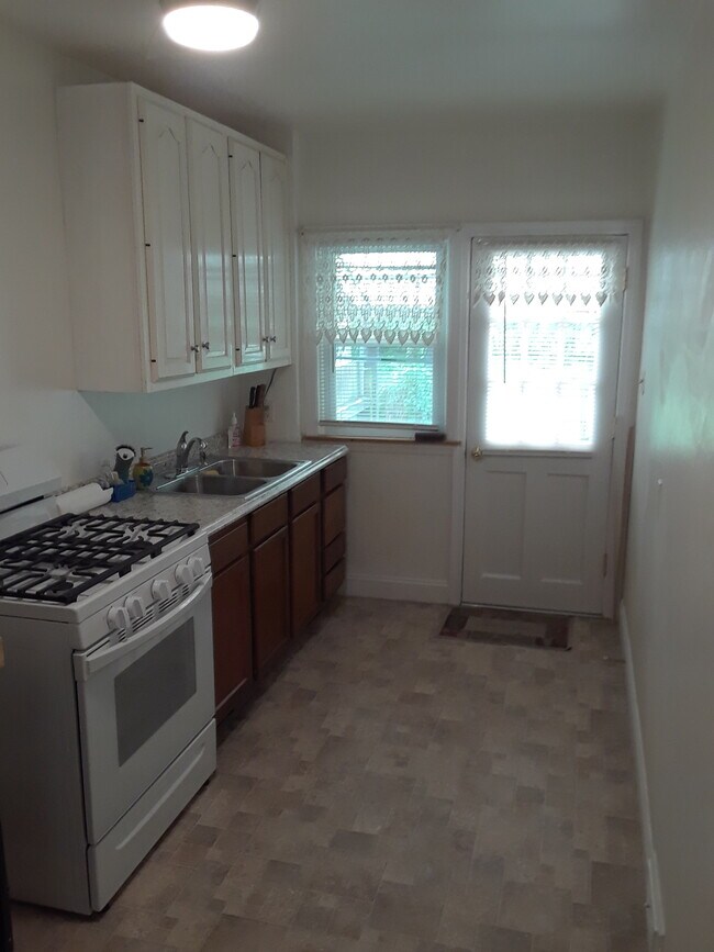 Building Photo - 5308 Brookwood Rd