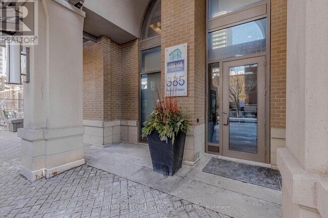 Building Photo - 385 Prince of Wales Dr