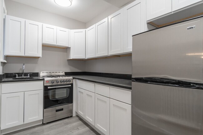Kitchen - 71 Chestnut St