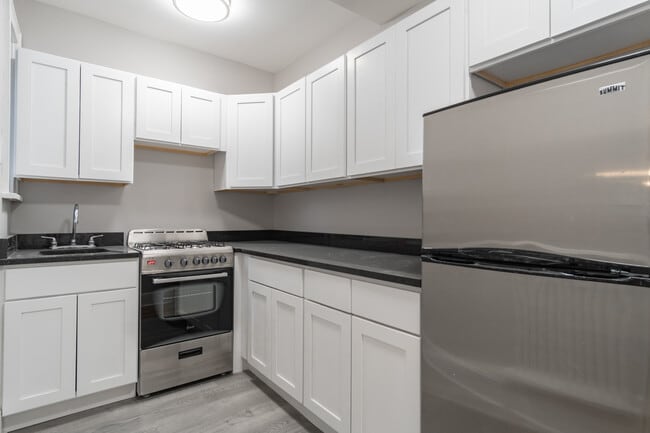 Kitchen - 71 Chestnut St