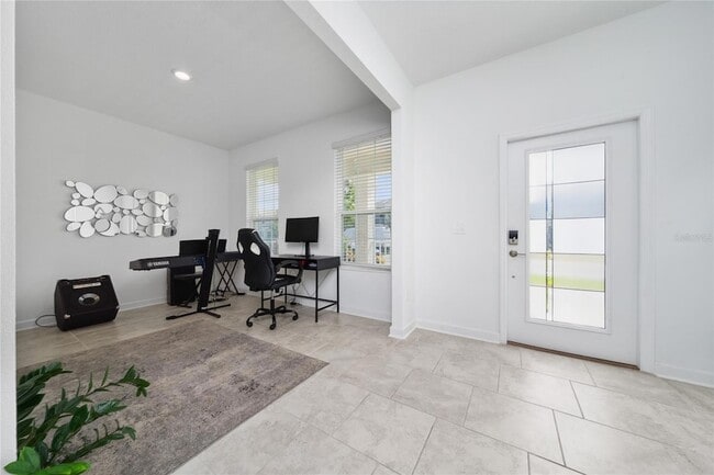 Building Photo - 11328 Listening Dr