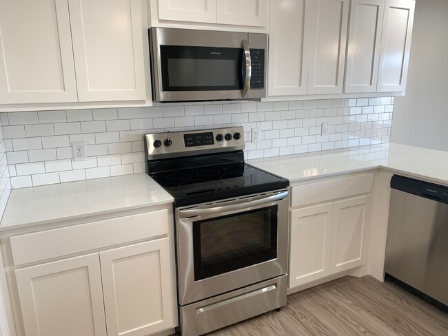 Foto del edificio - 3 bedroom duplex in Newcastle