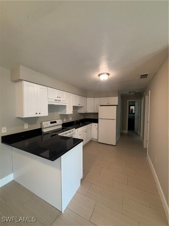 Foto del edificio - 12369-12377 First St