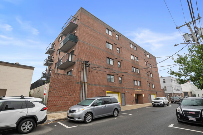 Building Photo - 11 Langdon St