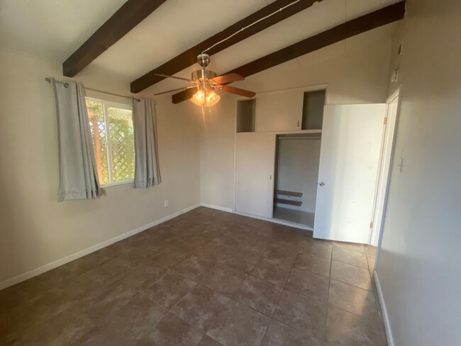 Building Photo - West Palmdale 2 bedroom