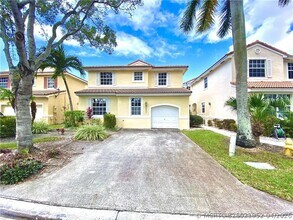 Building Photo - 11135 NW 46th Dr