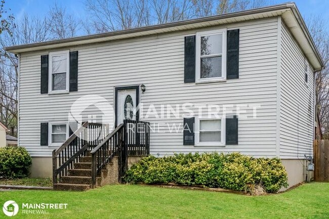 Building Photo - 10509 Hillpark Dr, Louisville, KY 40229