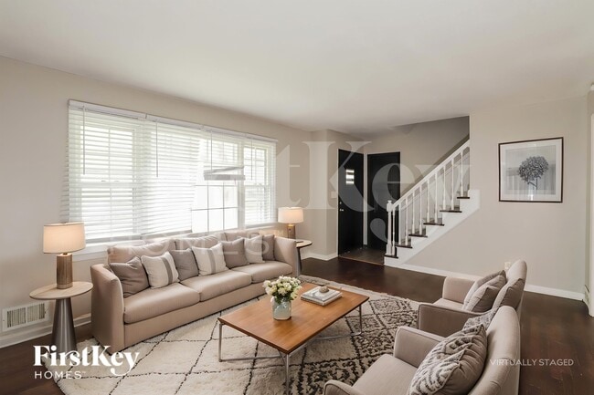 Foto del edificio - 8712 Marty Ln